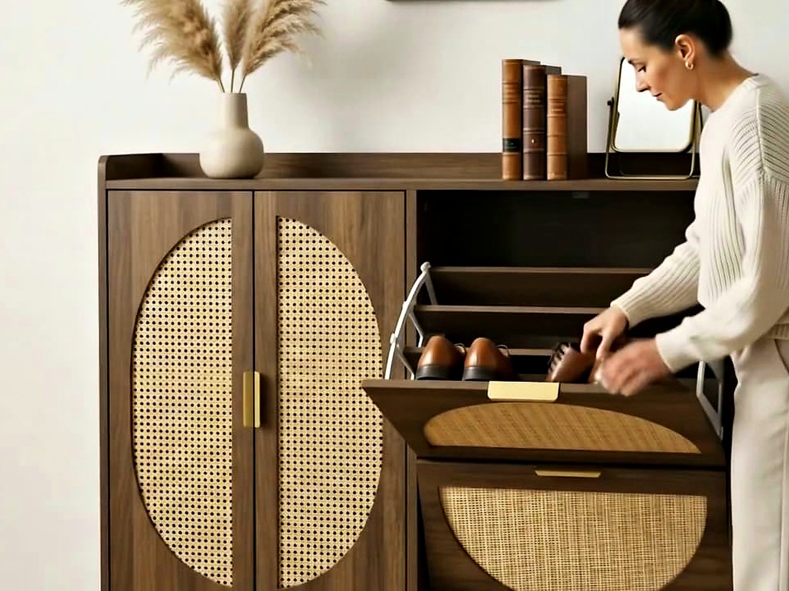 RIAD shoe cabinet – walnut & rattan cane – view 3